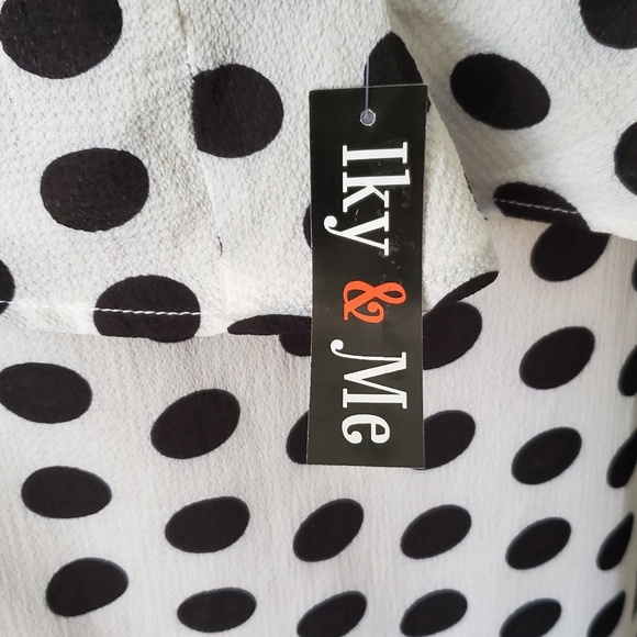 BLACK POLKA DOT ☆ COLD SHOULDER ☆  FLOUNCE TOP ☆ 2x ☆ NWT - Picture 8 of 9